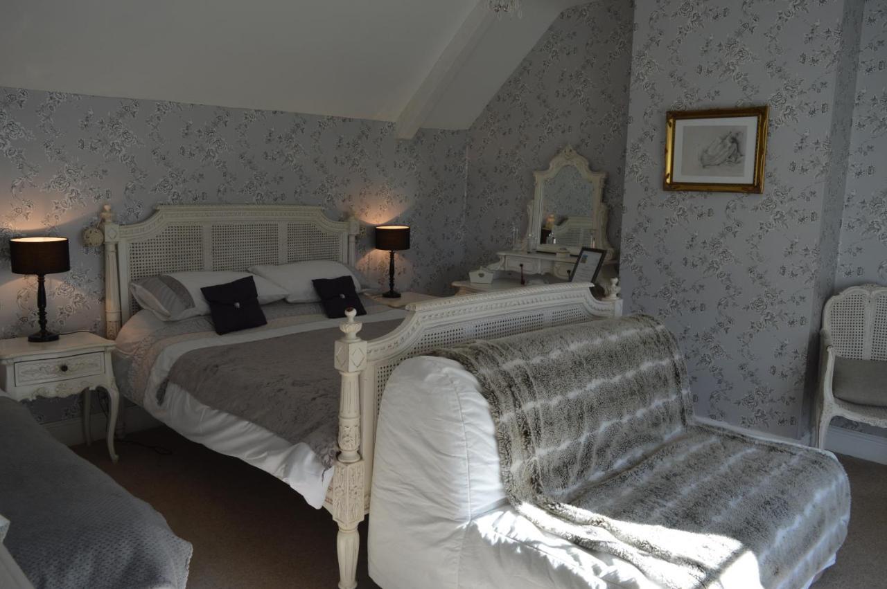 Birk House Bed & Breakfast סטמפורד ברידג' מראה חיצוני תמונה
